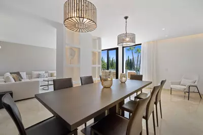 Detached Villa in Nueva Andalucía