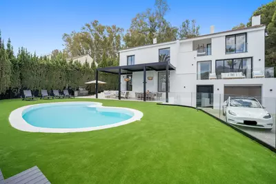 Detached Villa in Nueva Andalucía