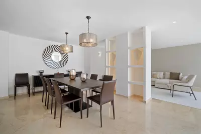 Detached Villa in Nueva Andalucía