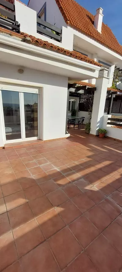 Middle Floor Apartment in Manilva