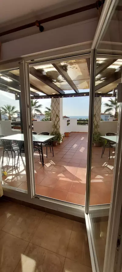 Middle Floor Apartment in Manilva