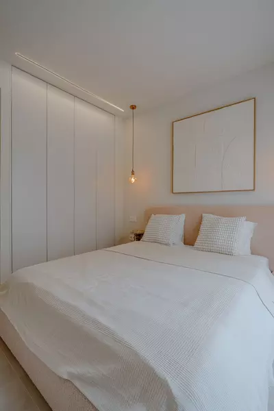 Middle Floor Apartment in Nueva Andalucía