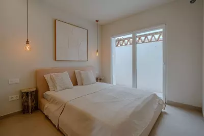 Middle Floor Apartment in Nueva Andalucía