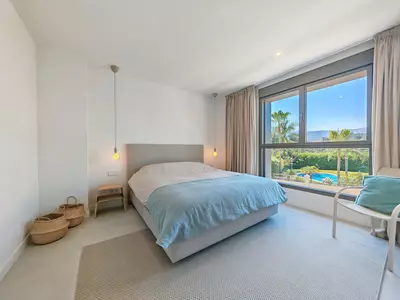Middle Floor Apartment in Selwo