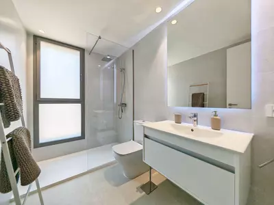 Middle Floor Apartment in Selwo