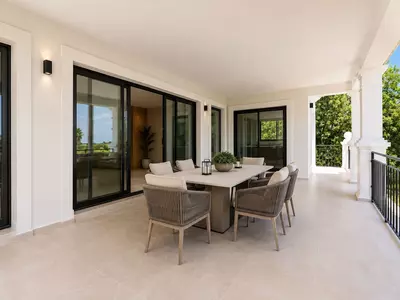 Detached Villa in El Paraiso