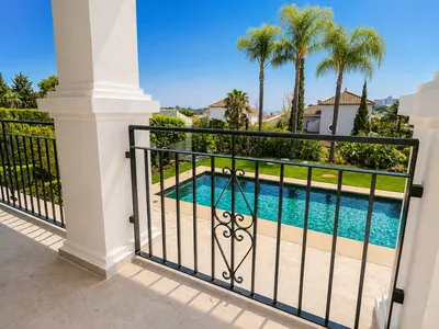Detached Villa in El Paraiso