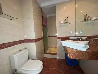 Middle Floor Apartment in Estepona
