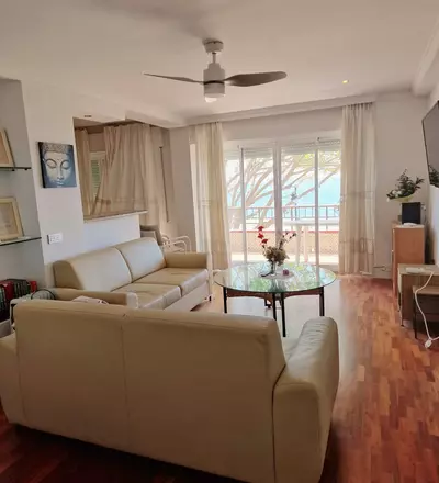 Middle Floor Apartment in Estepona