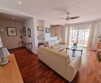 Middle Floor Apartment in Estepona