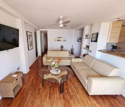 Middle Floor Apartment in Estepona