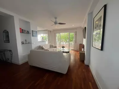 Middle Floor Apartment in Estepona