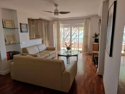 Middle Floor Apartment in Estepona