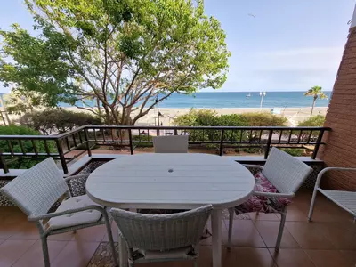 Middle Floor Apartment in Estepona