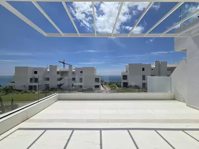 Middle Floor Apartment in Estepona