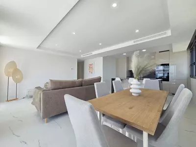 Middle Floor Apartment in Estepona