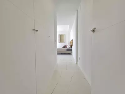 Middle Floor Apartment in Estepona