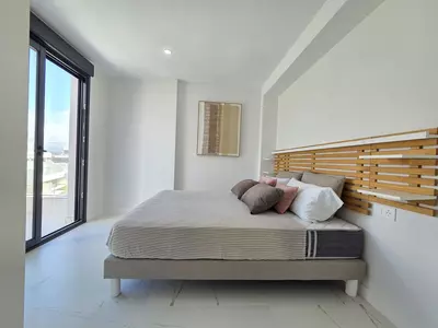 Middle Floor Apartment in Estepona