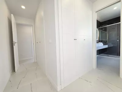 Middle Floor Apartment in Estepona