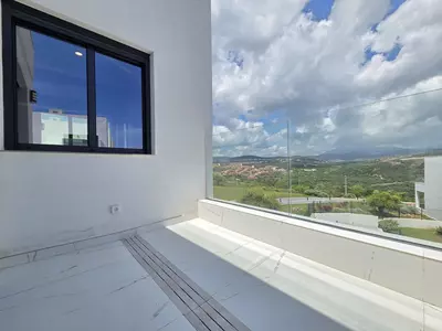 Middle Floor Apartment in Estepona