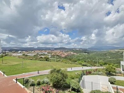 Middle Floor Apartment in Estepona