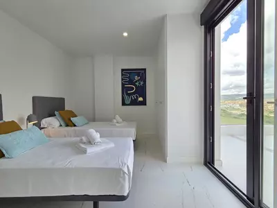 Middle Floor Apartment in Estepona