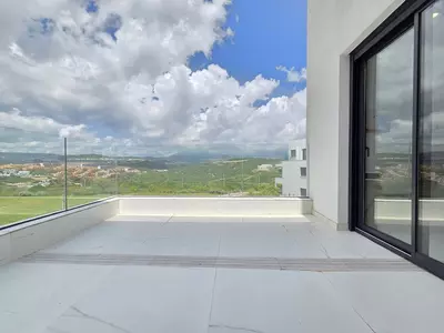 Middle Floor Apartment in Estepona