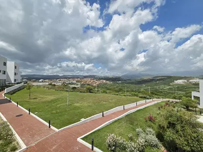 Middle Floor Apartment in Estepona