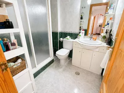 Middle Floor Apartment in Estepona