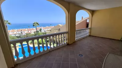Top Floor Apartment in Manilva