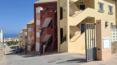 Top Floor Apartment in Manilva