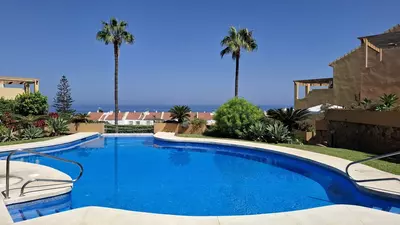 Top Floor Apartment in Manilva