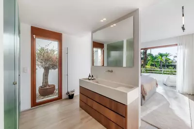 Ground Floor Apartment in Nueva Andalucía