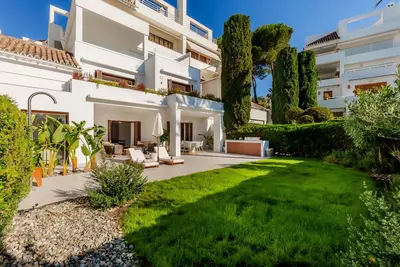 Ground Floor Apartment in Nueva Andalucía