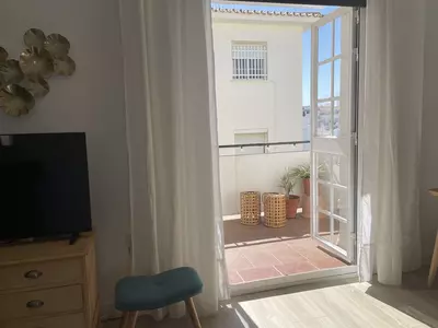 Middle Floor Apartment in Estepona