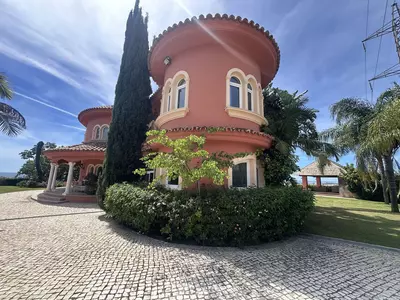 Detached Villa in El Paraiso
