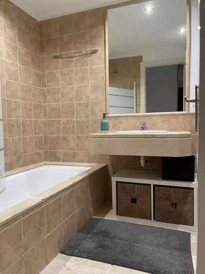 Middle Floor Apartment in Estepona