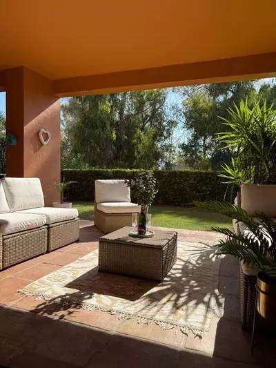 Middle Floor Apartment in Estepona