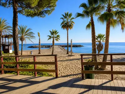 Middle Floor Apartment in Puerto Banús