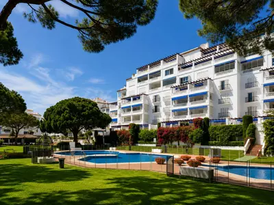 Middle Floor Apartment in Puerto Banús