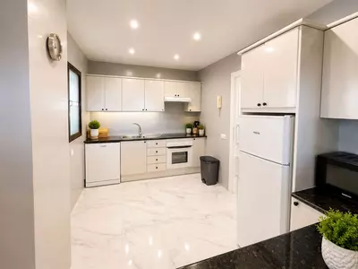 Middle Floor Apartment in Puerto Banús