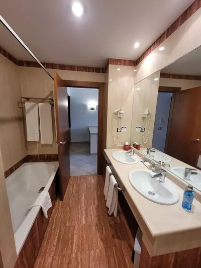 Middle Floor Apartment in Bel Air