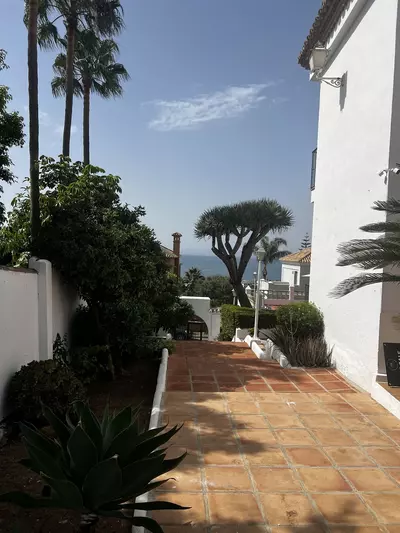 Detached Villa in Estepona