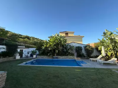 Detached Villa in Casares