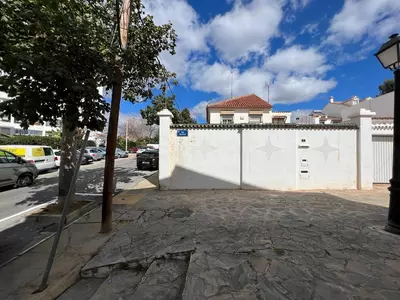 Detached Villa in Nueva Andalucía
