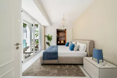 Detached Villa in Nueva Andalucía