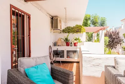 Middle Floor Apartment in Nueva Andalucía