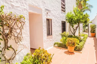 Middle Floor Apartment in Nueva Andalucía