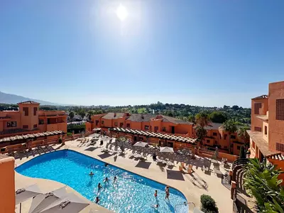 Middle Floor Apartment in El Paraiso