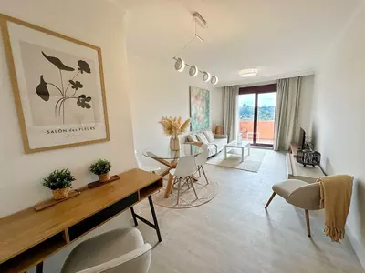Middle Floor Apartment in El Paraiso